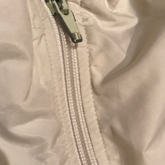 Windbreaker - Picture 2 of 4